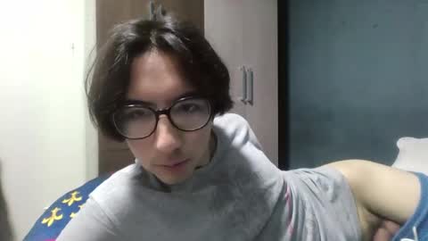 Bunny Wang online show from 11/24/25, 04:01