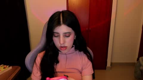 Snapshot of bunnyy09 chatting on 12/22/24, 11:52 Jess online show from 12/22/24, 11:52