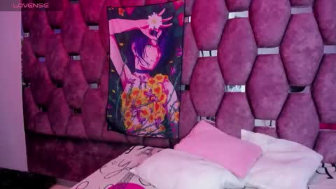 Snapshot of burbuja_pink_ chatting on 05/26/26, 03:35 burbuja pink online show from 05/26/26, 03:35