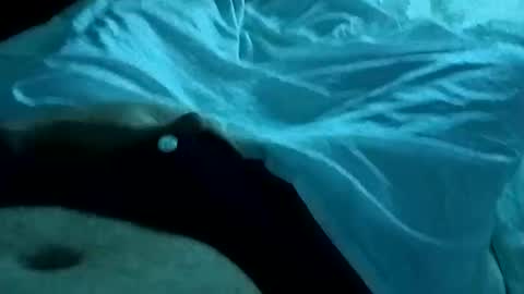 Snapshot of burgola chatting on 01/27/25, 12:48 Burgola online show from 01/27/25, 12:48