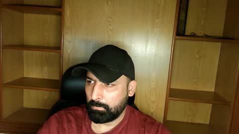 Hairy Arabian online show from 09/17/25, 10:28