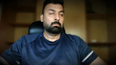 Hairy Arabian online show from 09/27/25, 12:26