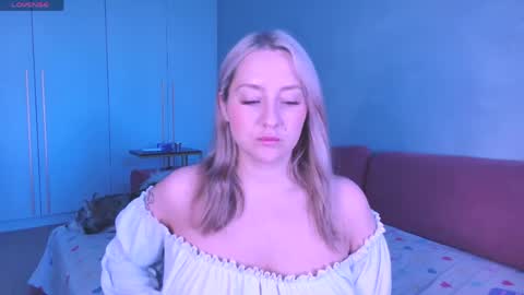 Lissa online show from 05/25/26, 09:04