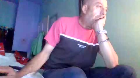 burnleyguy1977 online show from 06/06/26, 09:14