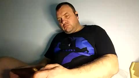 Snapshot of bury703709 chatting on 01/06/25, 09:52 Creazy dad online show from 01/06/25, 09:52
