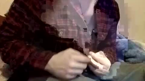 Snapshot of buster18hymen chatting on 03/04/25, 08:24 Buster18Hymen online show from 03/04/25, 08:24