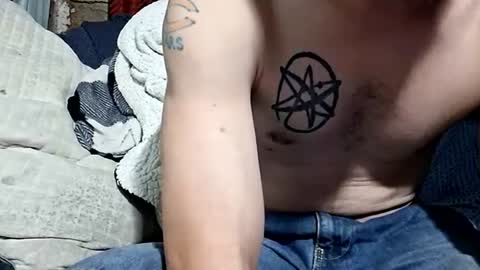 Snapshot of buster18hymen chatting on 09/14/25, 05:50 Buster18Hymen online show from 09/14/25, 05:50