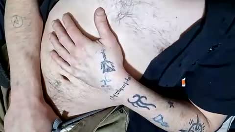 Buster18Hymen online show from 12/22/25, 03:14