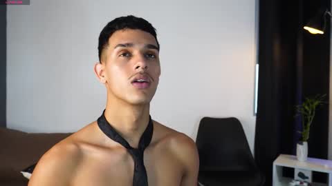 Buster independent model online show from 03/29/26, 10:32