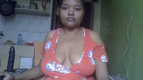 busty kenzi online show from 04/20/26, 05:21