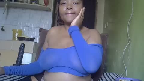 busty kenzi online show from 04/30/26, 09:59