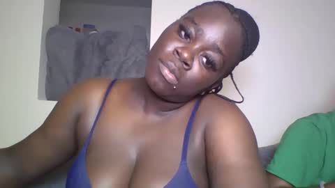 Snapshot of busty_mellons chatting on 10/09/25, 10:46 busty_mellons online show from 10/09/25, 10:46