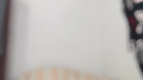 Snapshot of bustyamanda_ chatting on 12/19/25, 12:12 Amanda online show from 12/19/25, 12:12