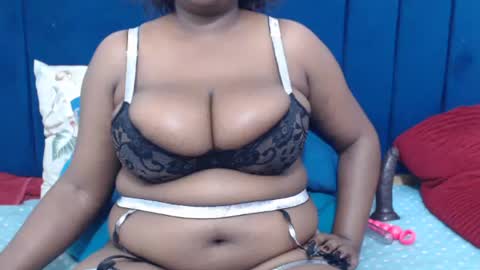 bustychocx online show from 08/02/26, 03:43