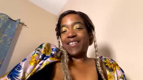 Snapshot of bustyirie chatting on 05/10/26, 12:21 bustyirie online show from 05/10/26, 12:21