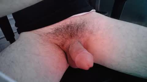 Snapshot of busyguybg chatting on 12/16/24, 11:18 busyguybg online show from 12/16/24, 11:18