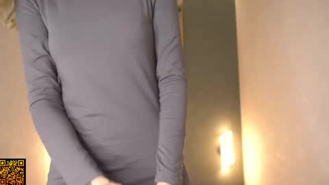 Snapshot of butteflai chatting on 09/10/25, 05:40 butteflai online show from 09/10/25, 05:40