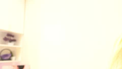 Snapshot of butteflai chatting on 10/10/25, 08:13 butteflai online show from 10/10/25, 08:13