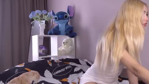 Snapshot of butteflai chatting on 02/26/26, 07:18 butteflai online show from 02/26/26, 07:18