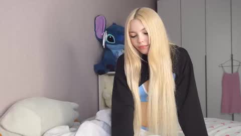 butteflai online show from 03/31/26, 07:42