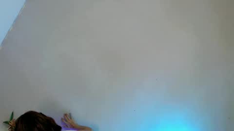 Snapshot of butter_cookiess chatting on 09/24/25, 11:41 J E N online show from 09/24/25, 11:41