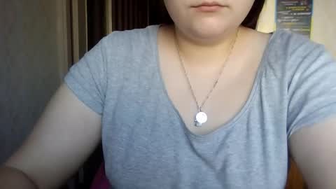 butterfly18988 online show from 11/05/25, 08:25