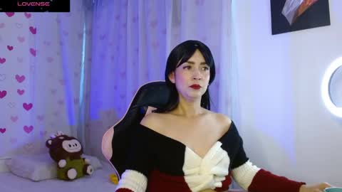 Snapshot of butterfly_xo chatting on 06/08/26, 07:36 Antonella online show from 06/08/26, 07:36