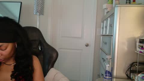 butterfly booty online show from 04/05/26, 07:44