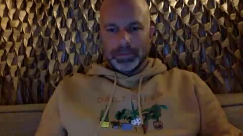 Snapshot of buurman1982isback chatting on 10/02/25, 08:16 buurman1982isback online show from 10/02/25, 08:16