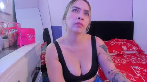 Snapshot of byanca_winklar chatting on 12/11/24, 06:09     online show from 12/11/24, 06:09