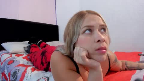 Snapshot of byanca_winklar chatting on 10/02/25, 06:59     online show from 10/02/25, 06:59