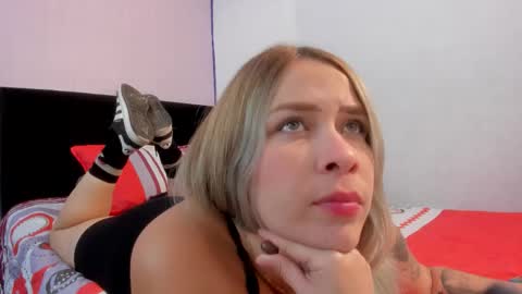 Snapshot of byanca_winklar chatting on 10/27/25, 06:56     online show from 10/27/25, 06:56