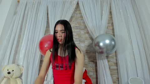 Snapshot of bylie_hills chatting on 01/15/25, 05:05 bylie_hills online show from 01/15/25, 05:05