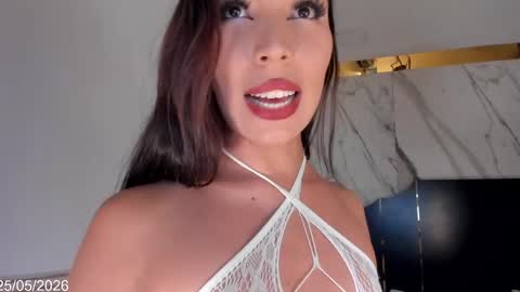 bylie_hills online show from 05/25/26, 09:54