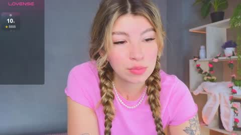 Kira online show from 01/06/25, 08:03