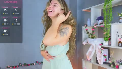 Kira online show from 01/13/25, 08:05