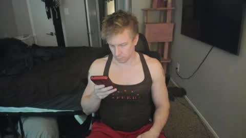 Snapshot of c00ki3m0nstr chatting on 05/19/26, 07:42 c00ki3m0nstr online show from 05/19/26, 07:42