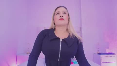 Carolina online show from 03/17/26, 03:00