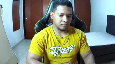 Snapshot of caballerozodi chatting on 10/07/25, 02:25 caballerozodi online show from 10/07/25, 02:25