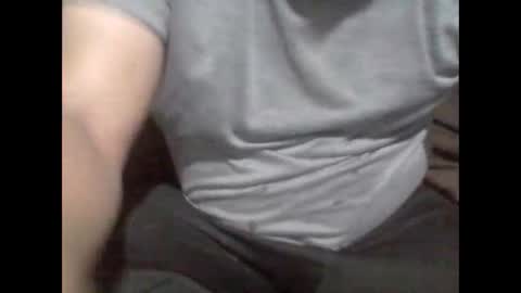 Snapshot of cachito83915 chatting on 03/20/26, 04:28 Cachudosexy online show from 03/20/26, 04:28