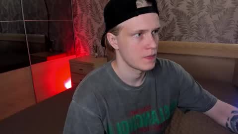 Snapshot of cactusjames_69 chatting on 09/16/25, 12:44 James online show from 09/16/25, 12:44