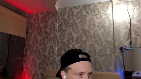 Snapshot of cactusjames_69 chatting on 09/24/25, 06:22 James online show from 09/24/25, 06:22