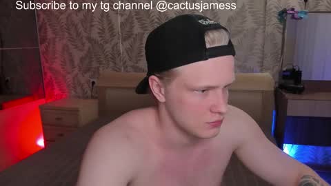 Snapshot of cactusjames_69 chatting on 02/15/26, 01:02 James online show from 02/15/26, 01:02