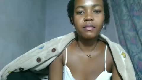Snapshot of caella98 chatting on 04/04/26, 06:22 caella98 online show from 04/04/26, 06:22