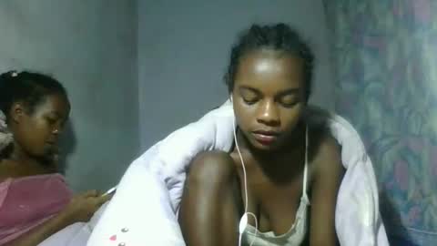 Snapshot of caella98 chatting on 04/09/26, 06:41 caella98 online show from 04/09/26, 06:41