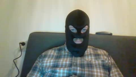 Snapshot of cagegag31 chatting on 01/10/26, 01:46 cagegag31 online show from 01/10/26, 01:46