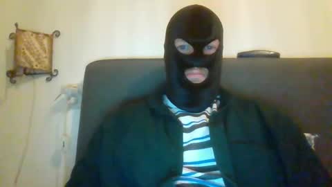 Snapshot of cagegag31 chatting on 03/15/26, 12:38 cagegag31 online show from 03/15/26, 12:38