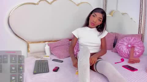 Snapshot of cahitlinbel chatting on 09/09/25, 05:51 Cahitlin online show from 09/09/25, 05:51