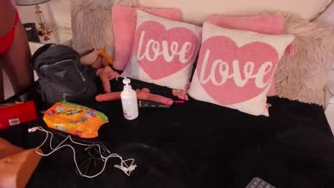 Snapshot of cahitlinbel chatting on 11/19/25, 05:40 Cahitlin online show from 11/19/25, 05:40