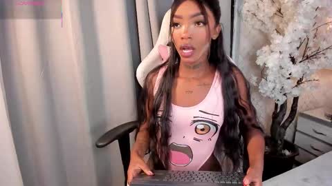 Snapshot of cahitlinbel chatting on 01/06/26, 05:22 Cahitlin online show from 01/06/26, 05:22